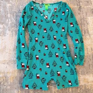 Peanuts Teal Pajama Set with socks